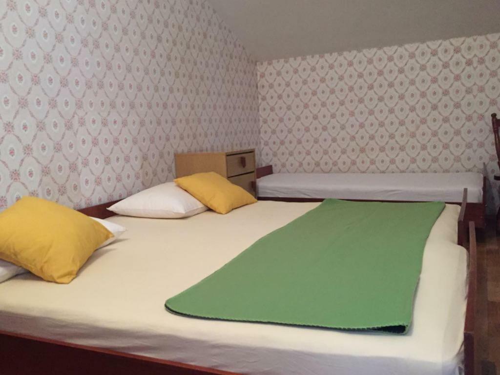 Big 4-Bedroom Apartment Perica, Podstrana Bagian luar foto